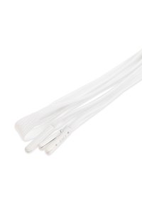 Lacci bianchi realizzati in tessuto testurizzato, con estremità in plastica liscia. Tre lacci sono mostrati, disposti in modo ordinato.