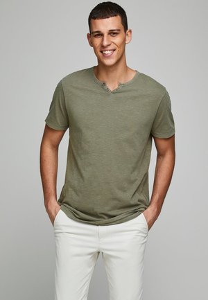 JJESPLIT NECK TEE - Basic T-shirt - dusky green
