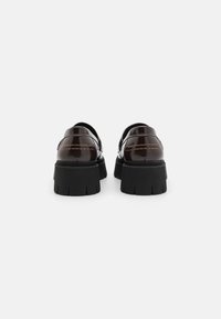 HUGO KRIS LOAFER - Mokasīni - rust/copper