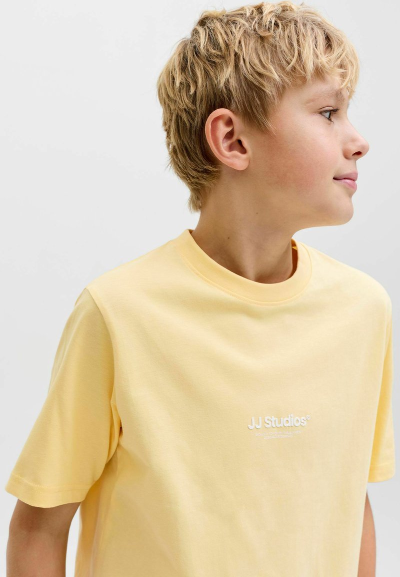 T-Shirt Garçon JACK&JONES JUNIOR Jjchill AOP Tee SS Crew Neck - Cloud Dancer 14 Ans