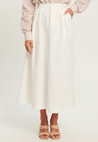 WILLA MIMIE MIDI - Skladaná sukňa - white