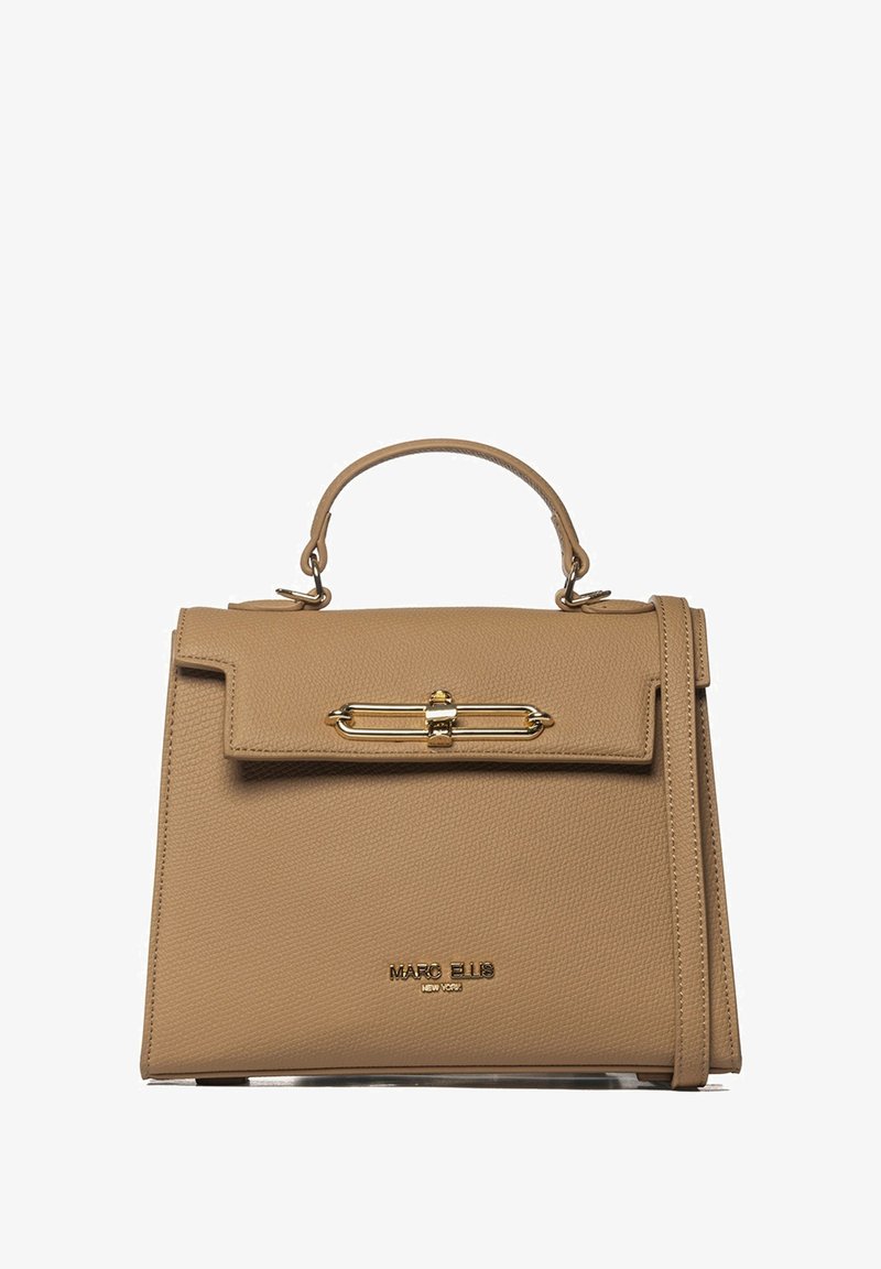 Borsa a tracolla in pelle marrone sabbia con manico superiore, una tracolla rimovibile e dettagli in metallo dorato che accentuano la chiusura a soffietto e il logo.