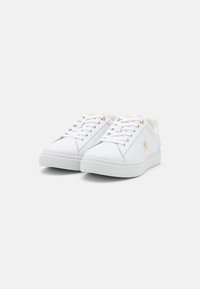 Tommy Hilfiger ELEVATED ESSENT MONOGRAM - Sporta apavi - white