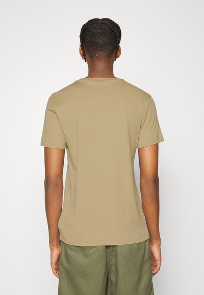 Polo Ralph Lauren CUSTOM SLIM FIT SOFT COTTON T-SHIRT - T-shirt básica - vintage khaki