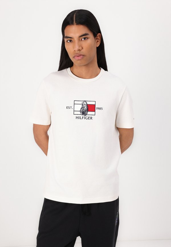 FLAG SAILING TEE - Print T-shirt - ivory petal4