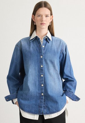 OVERSIZED SHIRT  - Skjortebluser - indigo hastings