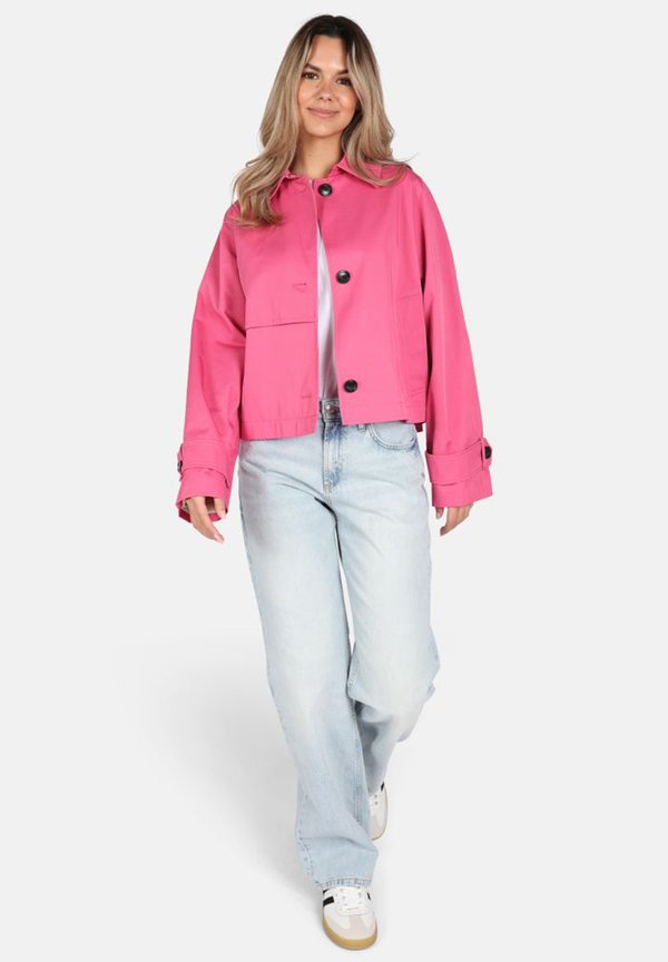 CITY - Leichte Jacke - rosa