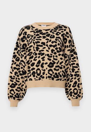 Beige trui met zwart luipaardpatroon, ronde halslijn en geribde mouwen. Heeft een cropped ontwerp en zachte gebreide textuur.