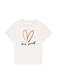 Witte katoenen t-shirt met een bruine hartafbeelding en de tekst "hou van jezelf" in zwarte cursieve letters. Korte mouwen en een ronde hals.