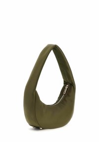 Sac à main en toile verte avec une silhouette courbée, doté d'une fermeture éclair et d'une seule anse, texture lisse et base arrondie.