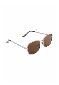 Sunglasses med en silverfärgad metallram, bruna linser, fyrkantig form, texturerad detalj på ramen och tempelar i bourgogne.
