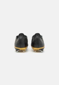 adidas Performance JUDE BELLINGHAM PREDATOR LEAGUE FT FG - Fotballsko til fast underlag - core black/gold metallic