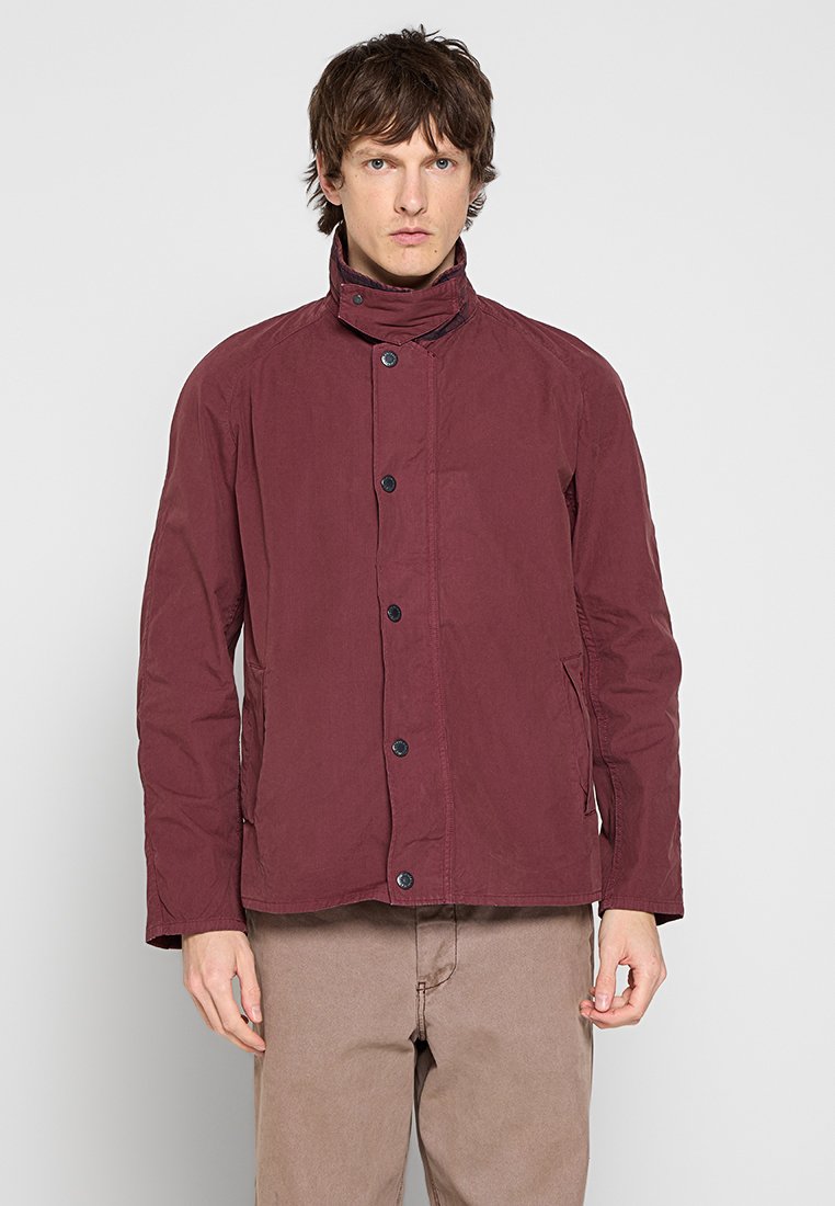 Barbour Lichte jas bordeauxrood Barbour Lichte jas bordeauxrood