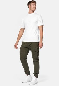 INDICODE JEANS ALEX - Cargohose - dark green