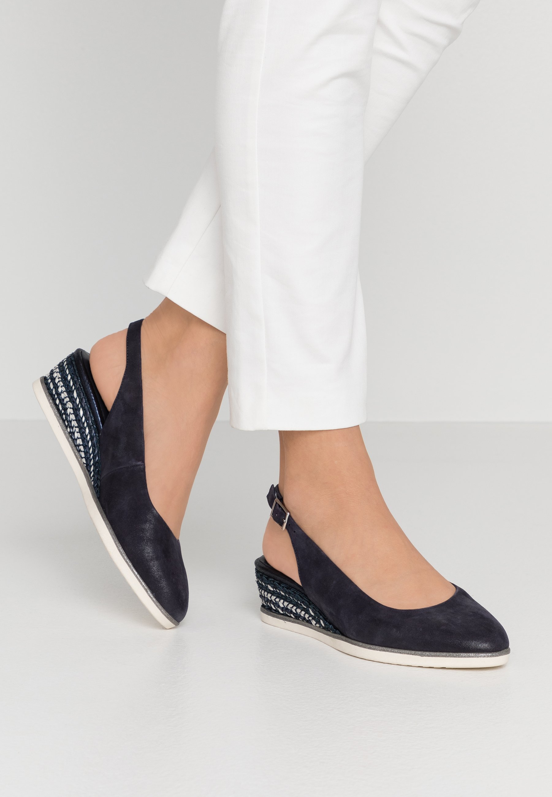 Tamaris SLING BACK - Kiler - navy pearl Tamaris SLING BACK - Kiler - navy pearl