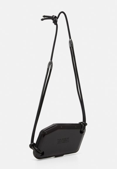 Published By CROSS BODY BAG HEAT REACTIVE PIGMENTS - Mala a tiracolo - black