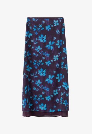 Falda midi morada con tela en capas y un patrón floral azul brillante distribuido uniformemente por todo el material.