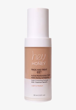 Hey Honey Skincare TRICK AND TREAT CC² ACTIVE MOISTURIZING CC CREAM - CC Cream - light to medium