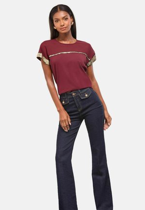 REGULAR FIT - CREW NECK  - Blúzka - burgundy mesh gold sequin