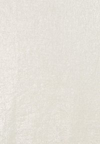 Geweven stof in off-white kleur met een subtiele glans, met een glad oppervlak en een fijne weefpatroon. Lichtgewicht en veelzijdig materiaal.