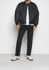 Mennace Bomberjacka - black