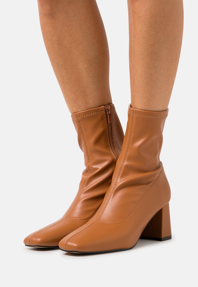 Even&Odd Botines - cognac