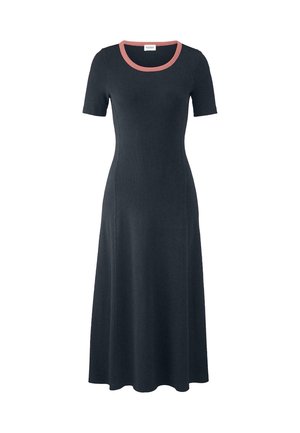 Dunkles, knielanges Kleid mit kurzen Ärmeln und rundem Ausschnitt, der mit einem kontrastierenden pinken Saum verziert ist. Es besteht aus einem glatten, dehnbaren Stoff.