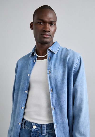 Won Hundred ADRIEL  - Marškiniai - glory blue