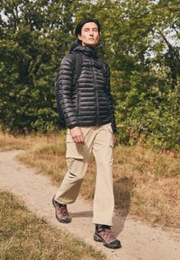 The North Face BETTAFORCA HOODIE - Jakna ispunjena paperjem - black