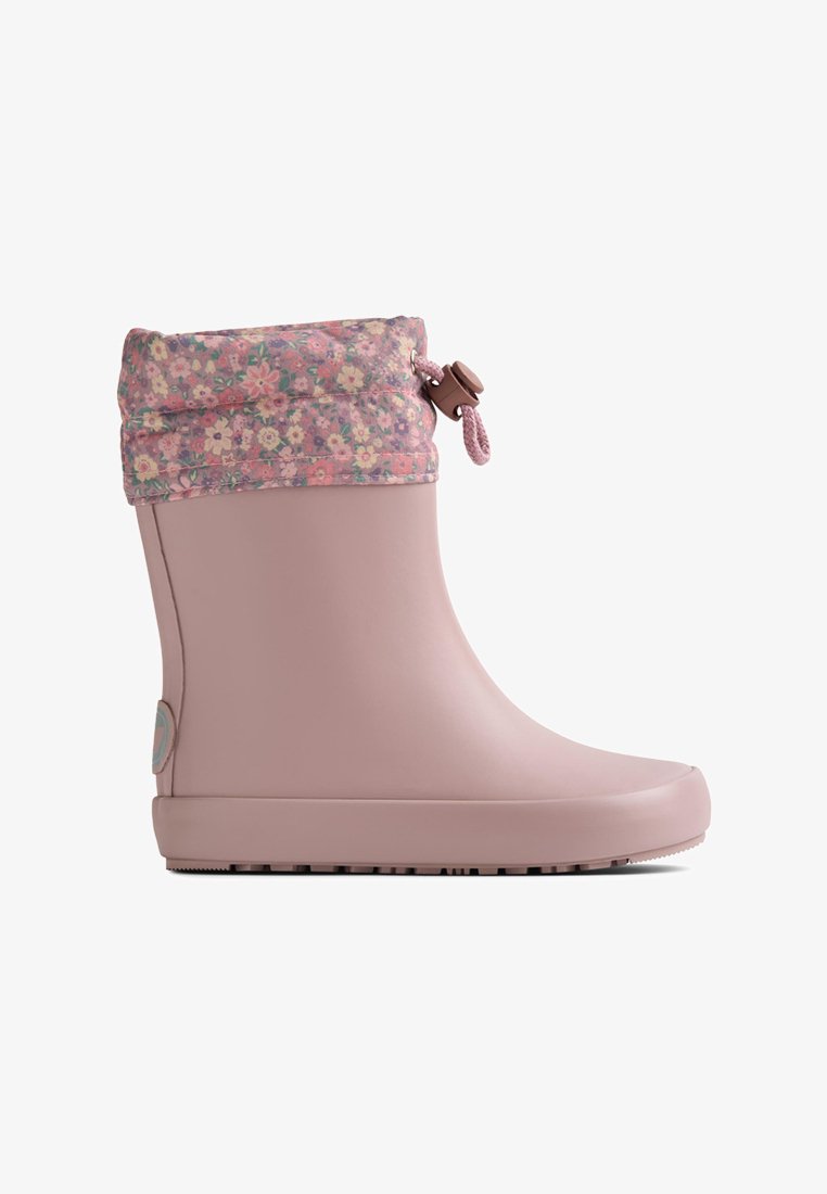 Cizme de ploaie roz din cauciuc, cu manșetă din material floral și închidere cu șnur reglabil, concepute pentru copii.