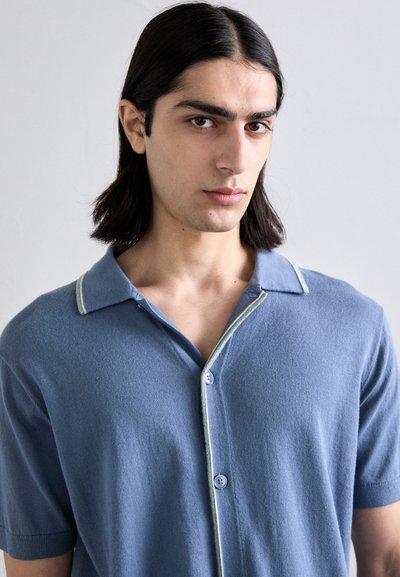 NN.07 NOLAN - Ing - blue