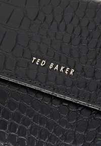 Ted Baker TRAVELZ SET - Novčanik - black
