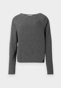 Grå langermet genser laget av ribbestrikket materiale med rund hals og raglanermer. Har en avslappet passform og en rett nederkant.