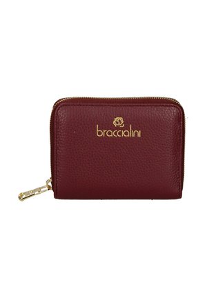 Portafoglio in pelle bordeaux con logo dorato, chiusura con zip e superficie testurizzata. Presenta un piccolo gancio in metallo per l'attacco.