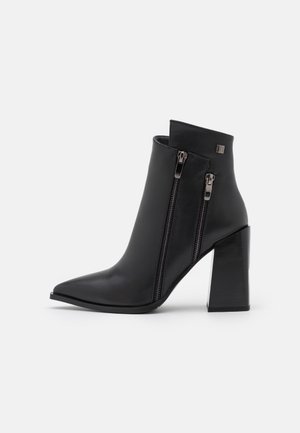Klassiska stövletter - black