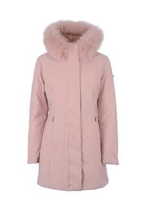 Roze winterjas met nepbontkap, ritssluiting aan de voorkant, zijzakken, lange mouwen en een gladde, textuurrijke afwerking. Heeft een strakke, rechte snit.