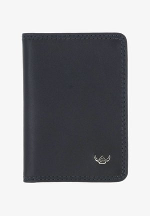 Portefeuille en cuir noir avec bords cousus et petit logo argenté en bas à droite sur fond blanc.