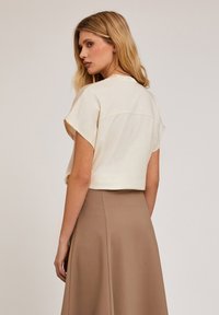 Motivi CON COLLETTO ALLA COREANA - Blusa - bianco