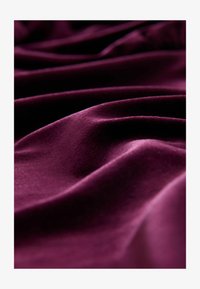 Unausgewählt, burgundy red