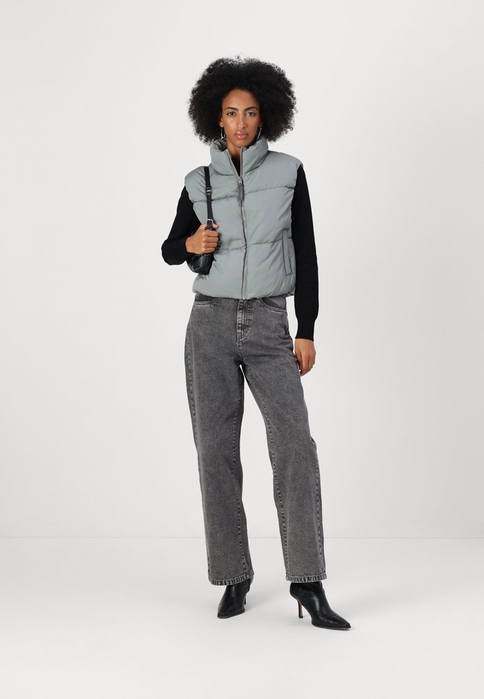 JXSOLVEJ PUFFER VEST - Waistcoat - gargoyle - Product Details