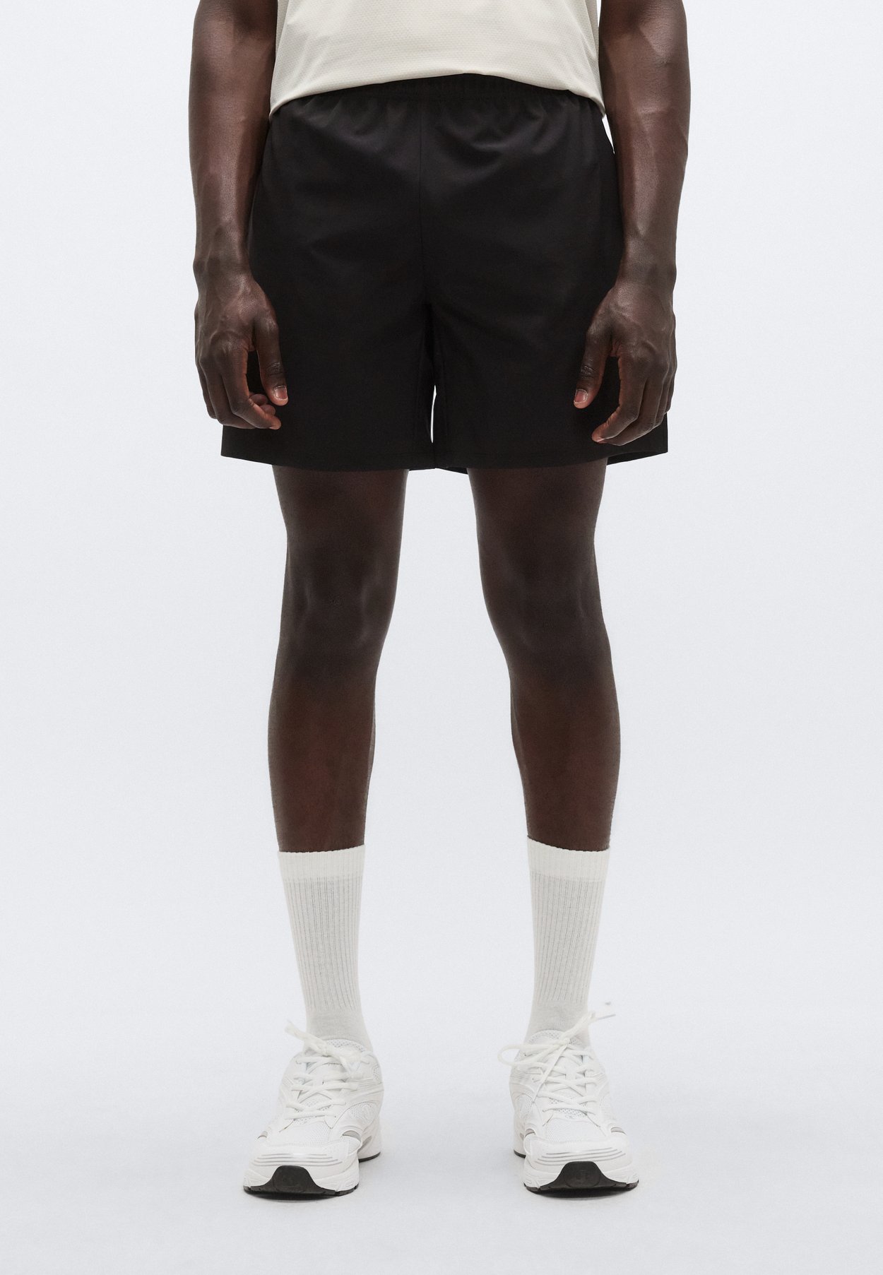 TRAINING SHORTS