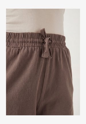 LELA, LELA TROUSERS REGULAR FIT - Pantaloni - dark brown