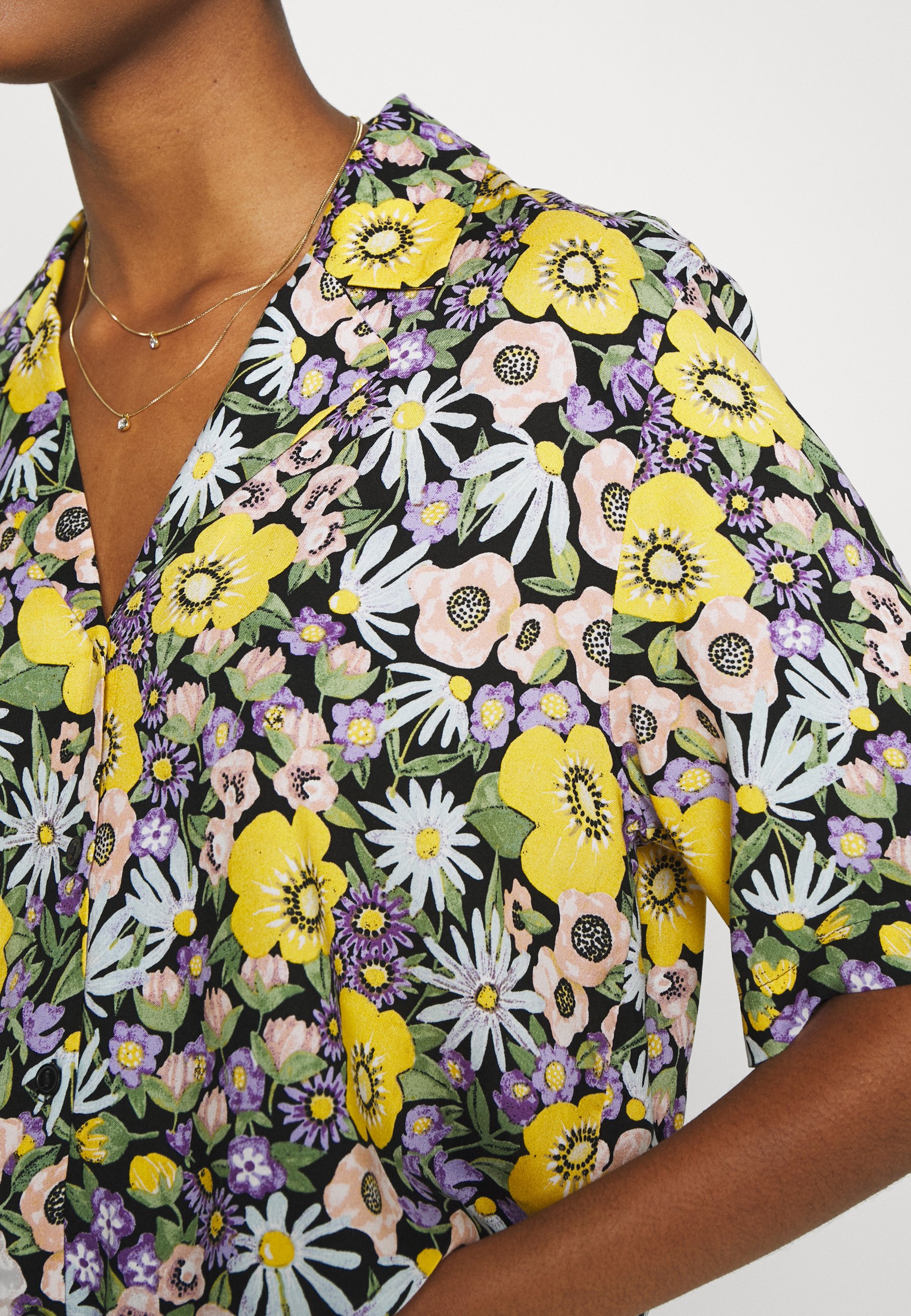 Monki TANNY BLOUSE Skjorte windoflower Zalando.no Monki TANNY BLOUSE Skjorte windoflower Zalando.no