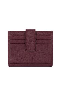 Portafoglio in pelle bordeaux con superficie testurizzata, sei slot per carte e chiusura magnetica. Design compatto e rettangolare.