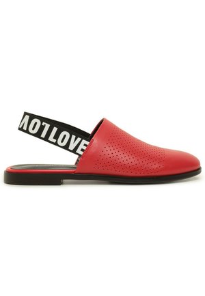 Sandals - red