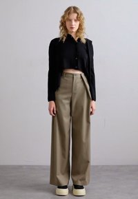 MM6 Maison Margiela PANTS - Nadrágok - bus green