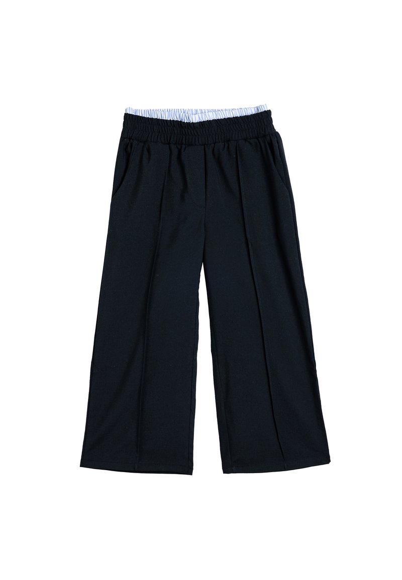 Schwarze weite Hosen mit relaxed Fit, ausgestattet mit einem dehnbaren Bund und einem hellblauen Innenfutter sowie seitlichen Taschen.