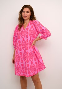 Culture - CUTIA  - Robe de jour - fuchsia pink Image miniature 1