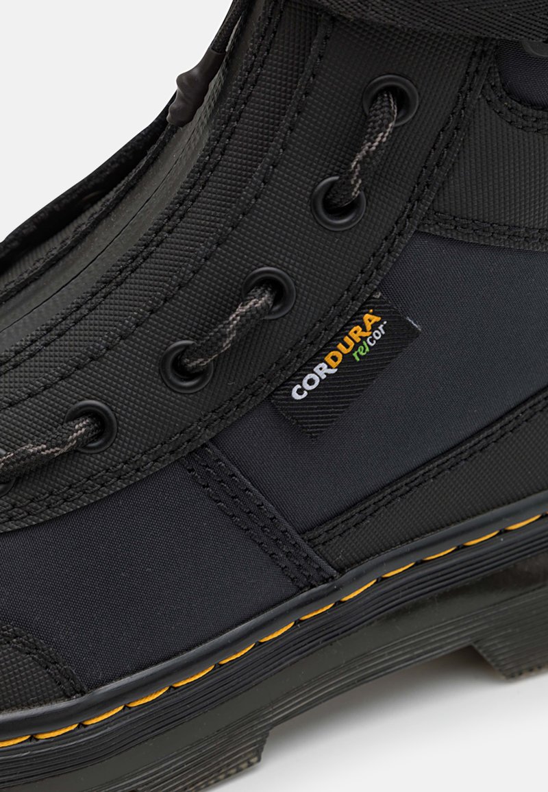 Dr. Martens COMBS TECH JUNGLE UNISEX - Schnürstiefelette - black 