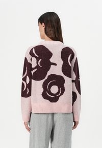 Marimekko VIRTAUS TUMMA - Pulóver - light pink/wine red